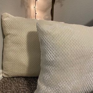 Decor Pillows